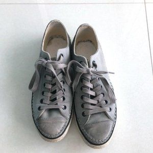 CONVERSE ALL STARS Size 9.5 Men